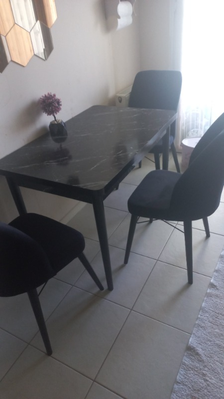 Concept Arp Serisi, Siyah Mermer Desen Masa 71 x 110 cm Sabit Mutfak Masası Takımı, 4 Sandalye